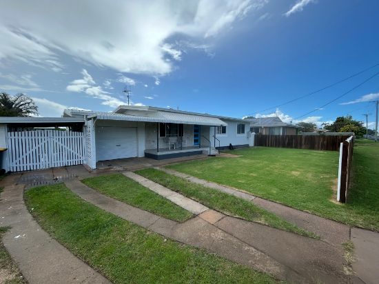 Address available on request, Avenell Heights, Qld 4670