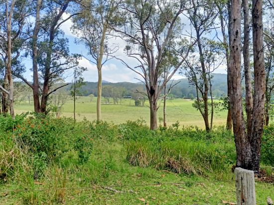 Address available on request, Dondingalong, NSW 2440
