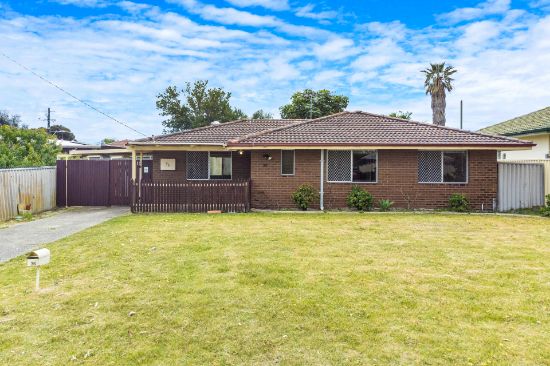 Address available on request, Girrawheen, WA 6064