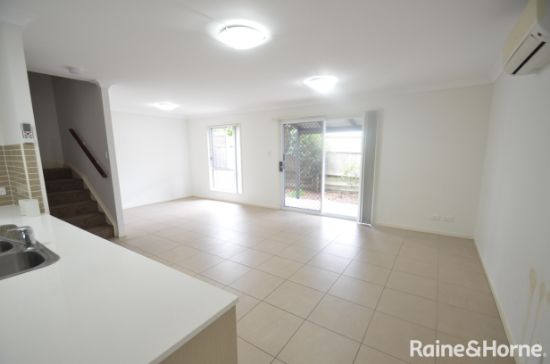 Address available on request, Kuraby, Qld 4112