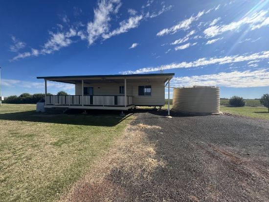 Address available on request, Macalister, Qld 4406