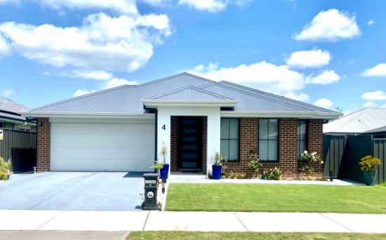 Address available on request, Rutherford, NSW 2320