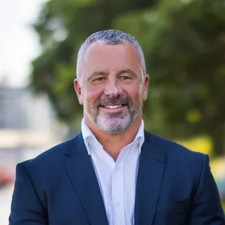 Daniel Cross - Real Estate Agent