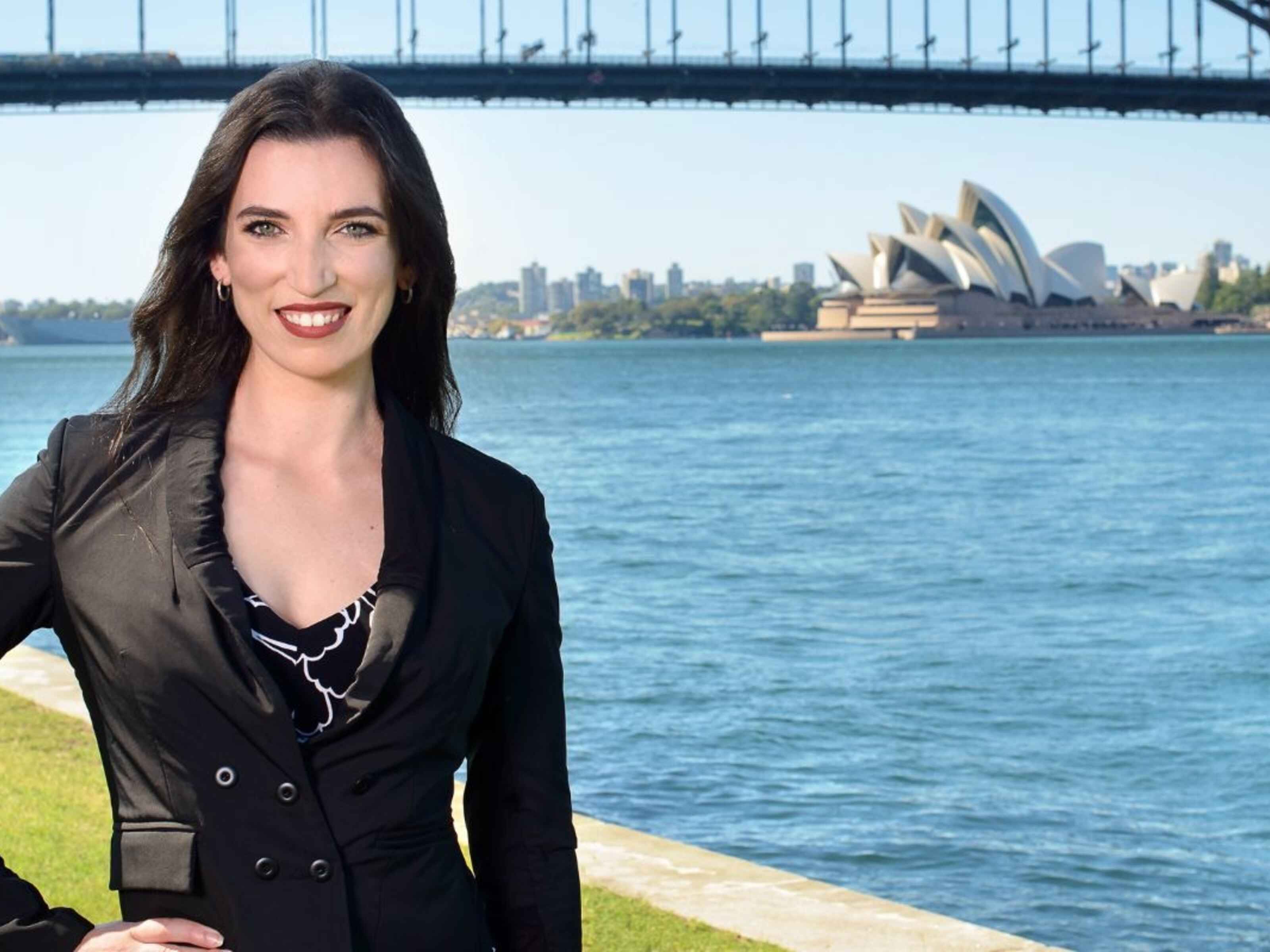 Rebecca Symonds - Real Estate Agent