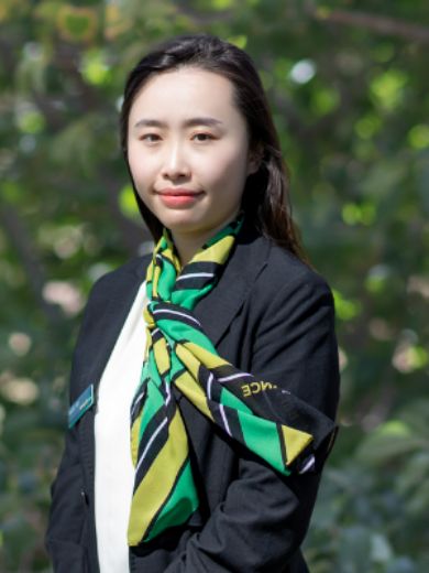 Aki Zhao - Real Estate Agent at Reliance Real Estate  - Point Cook