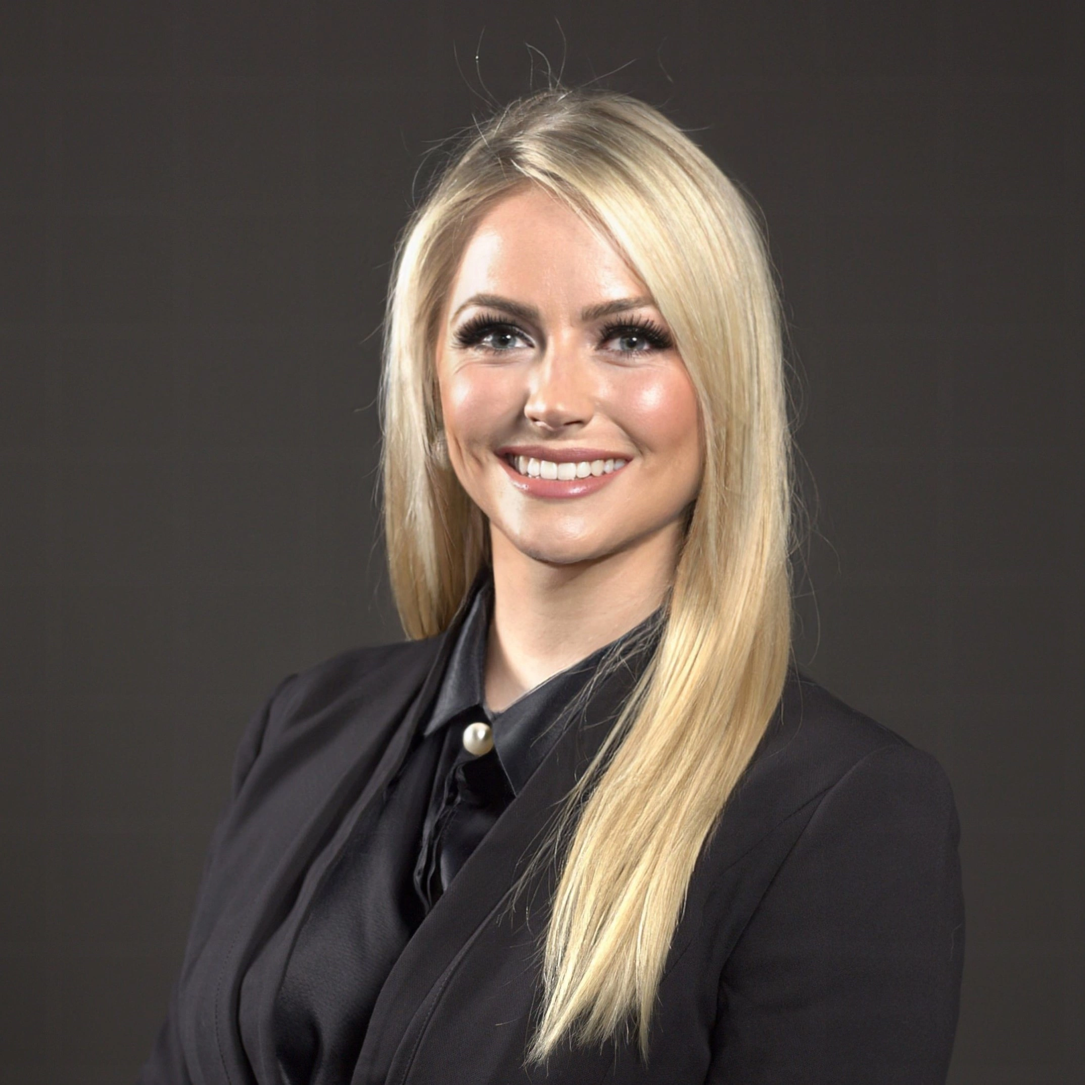 Alexandra Meadth Real Estate Agent