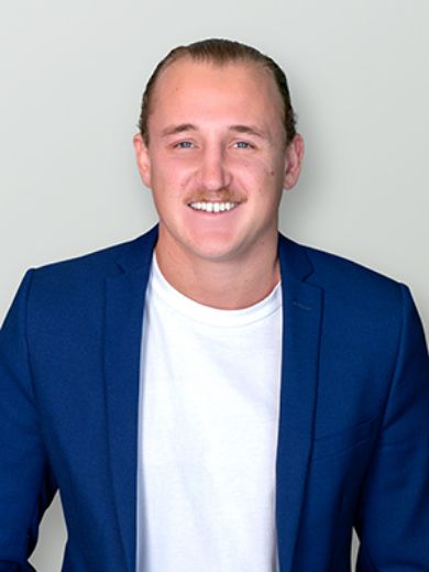 Alex Day - Real Estate Agent at Belle Property - Hope Island
