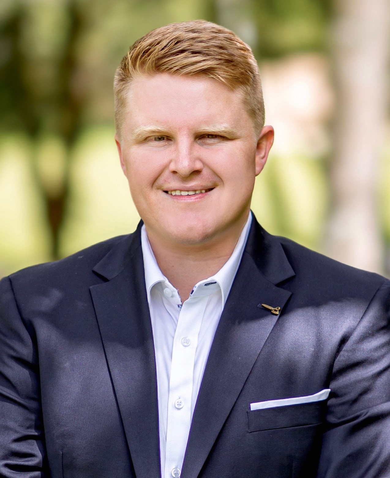 Alex Garden - Real Estate Agent