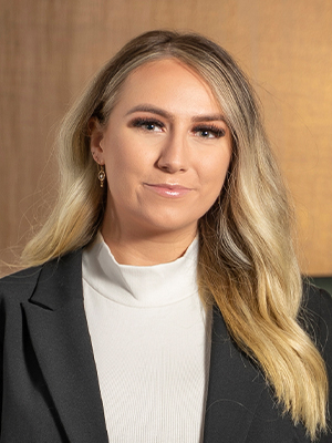 Alexandra Graziano Real Estate Agent