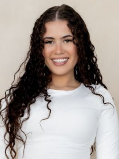 Alexandra McLure - Real Estate Agent at The McLure Group - NOOSA HEADS Alexandra McLure - Real Estate Agent at The McLure Group - NOOSA HEADS