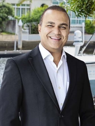 Ali Mian - Real Estate Agent at Ray White - Sovereign Islands