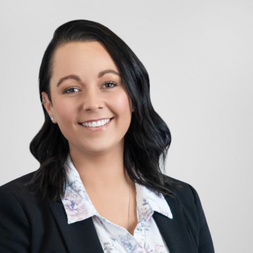 Alicia Stratton - Real Estate Agent at Henley Property - JINDABYNE