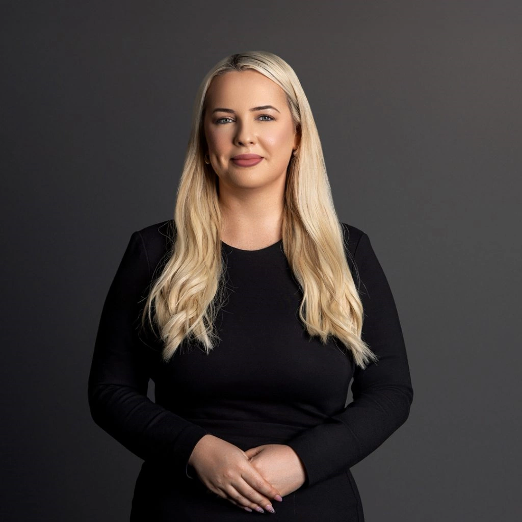 Alycia Hoffman - Real Estate Agent