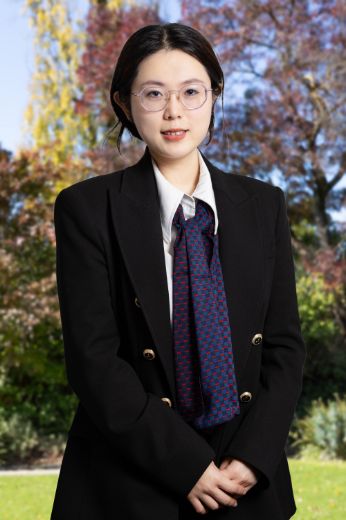 Amanda Chen - Real Estate Agent at Barry Plant  - Monash