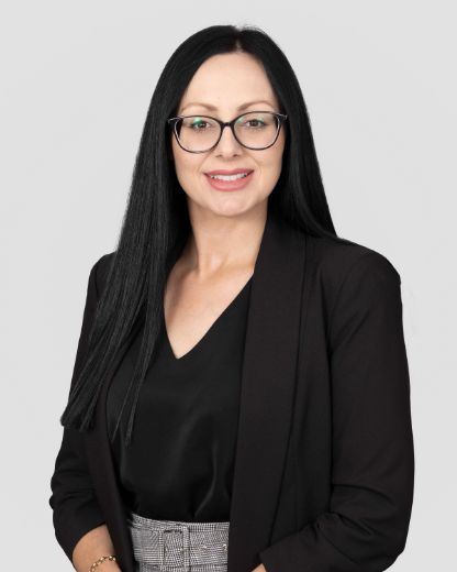 Amber Stephens - Real Estate Agent at First National Real Estate Lake Macquarie - Edgeworth