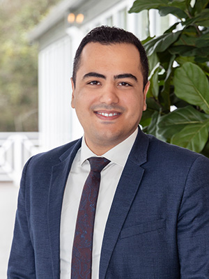 Amir Sharifi Real Estate Agent