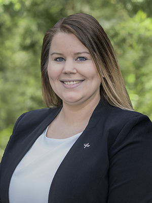 Amy Hindrum Real Estate Agent