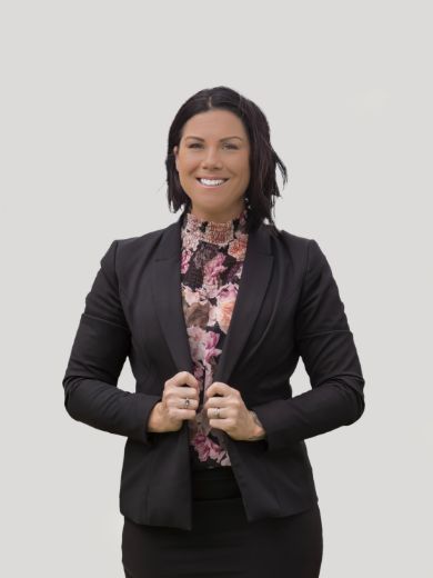 Amy McCurley - Real Estate Agent at H & U Property Group - KIPPA-RING