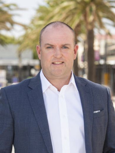 Andrew Farnden  - Real Estate Agent at ANDREW AND CO