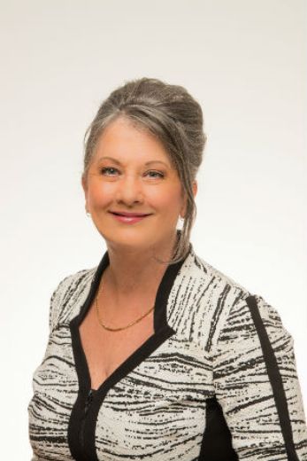 Angie Elliott - Real Estate Agent at Position One Property