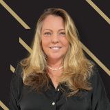 Ann Robinson  - Real Estate Agent From - Agency HQ - Queensland