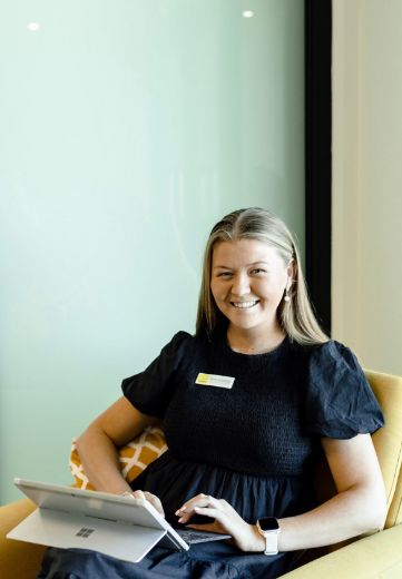 Anna  Coomber - Real Estate Agent at Ray White Rural - Dalby
