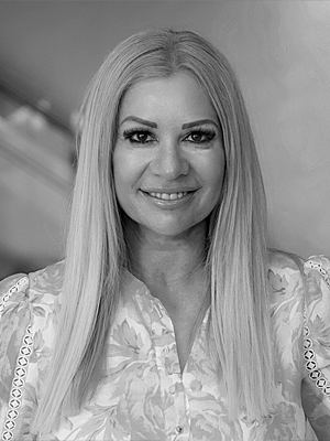 Anna Dunne - Real Estate Agent