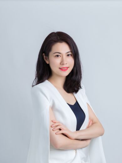 Anna Li  - Real Estate Agent at Siri Realty Group