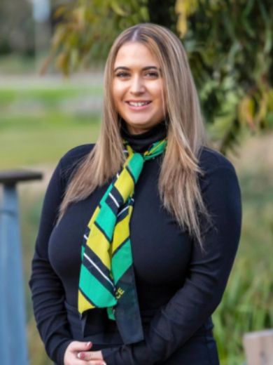 Annalisha Andrews - Real Estate Agent at Reliance Manor Lakes - WYNDHAM VALE