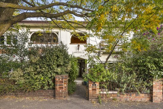 1/10 Riversdale Road, Hawthorn, Vic 3122