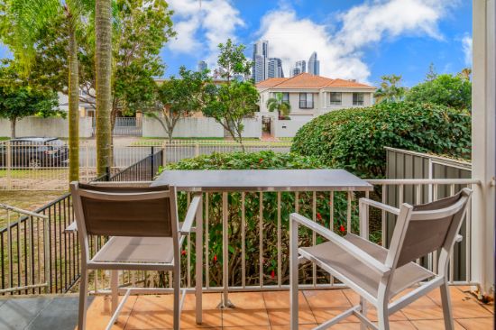1/28 Sunrise Boulevard, Surfers Paradise, Qld 4217