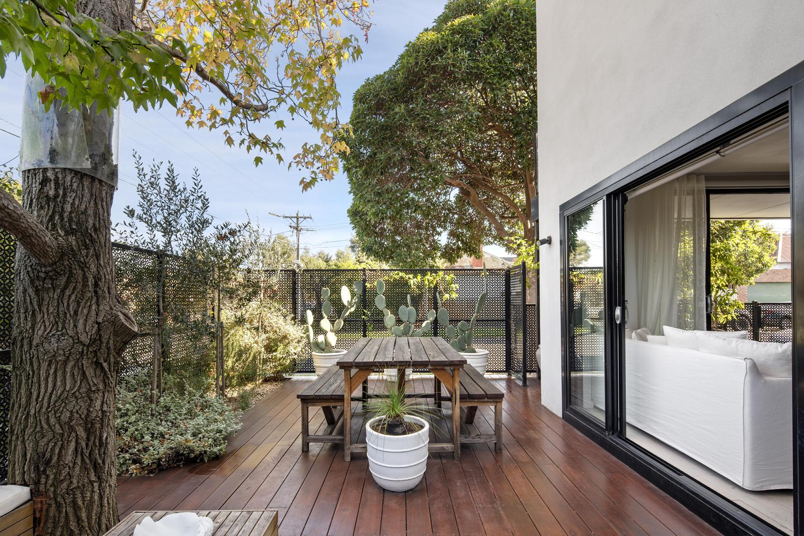 1/37 Collins Street, Thornbury, Vic 3071 1/37 Collins Street, Thornbury, Vic 3071