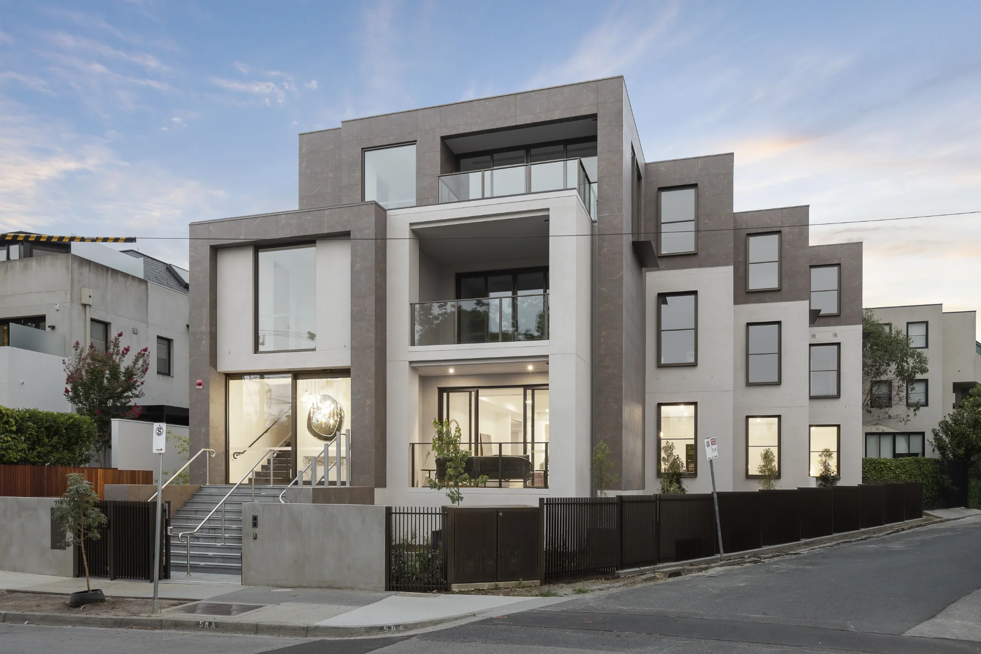 1/58A Mathoura Road, Toorak, Vic 3142