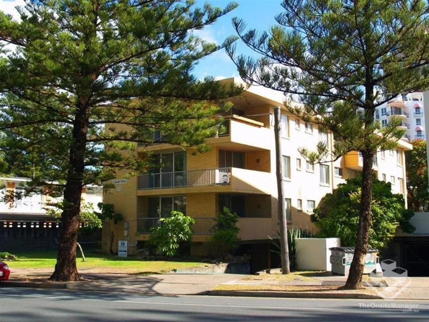 1/69 Old Burleigh Road, Broadbeach, Qld 4218