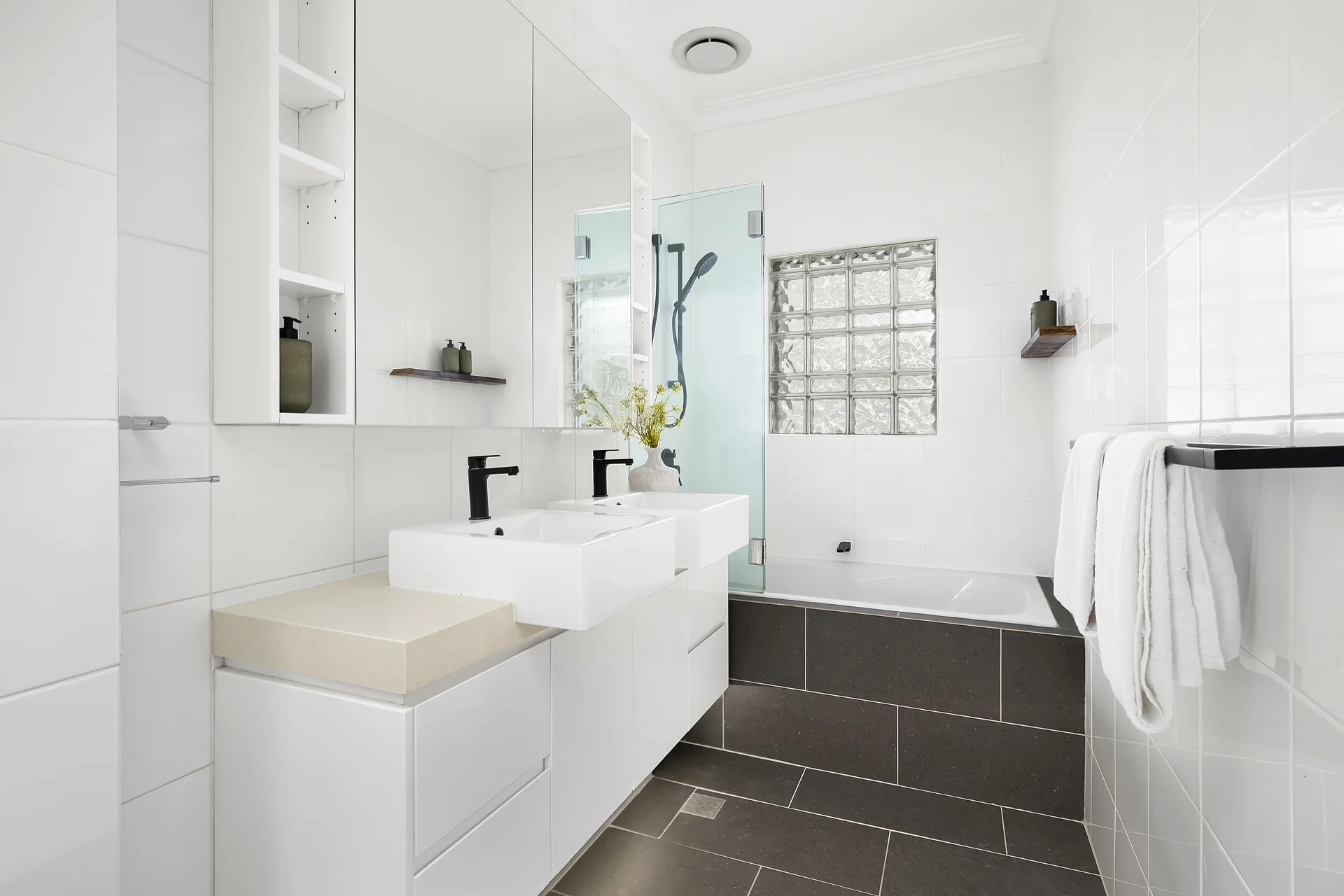 1/8 Ocean Road, Manly, NSW 2095