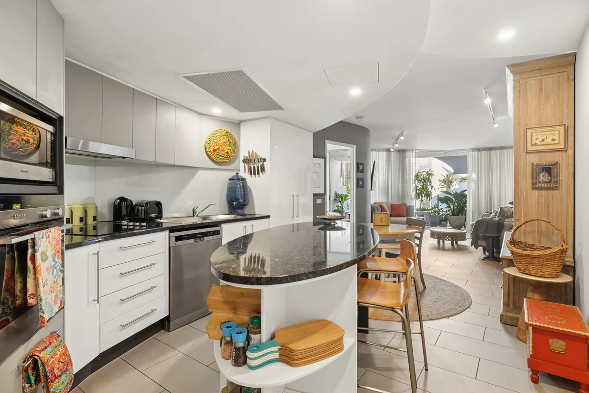 102/10 Leeding Terrace, Caloundra, Qld 4551