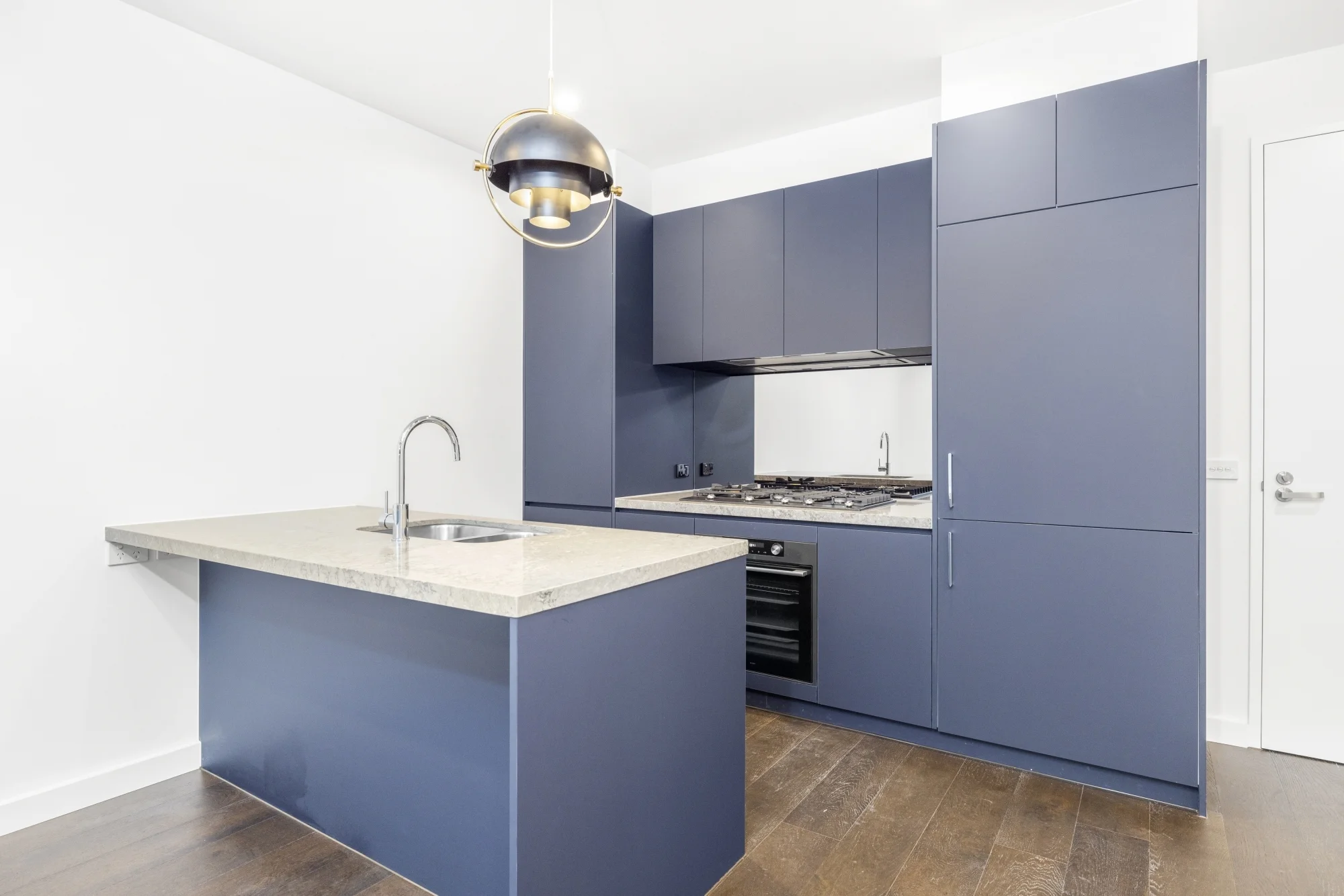 102/162 Whitehorse Road, Blackburn, Vic 3130