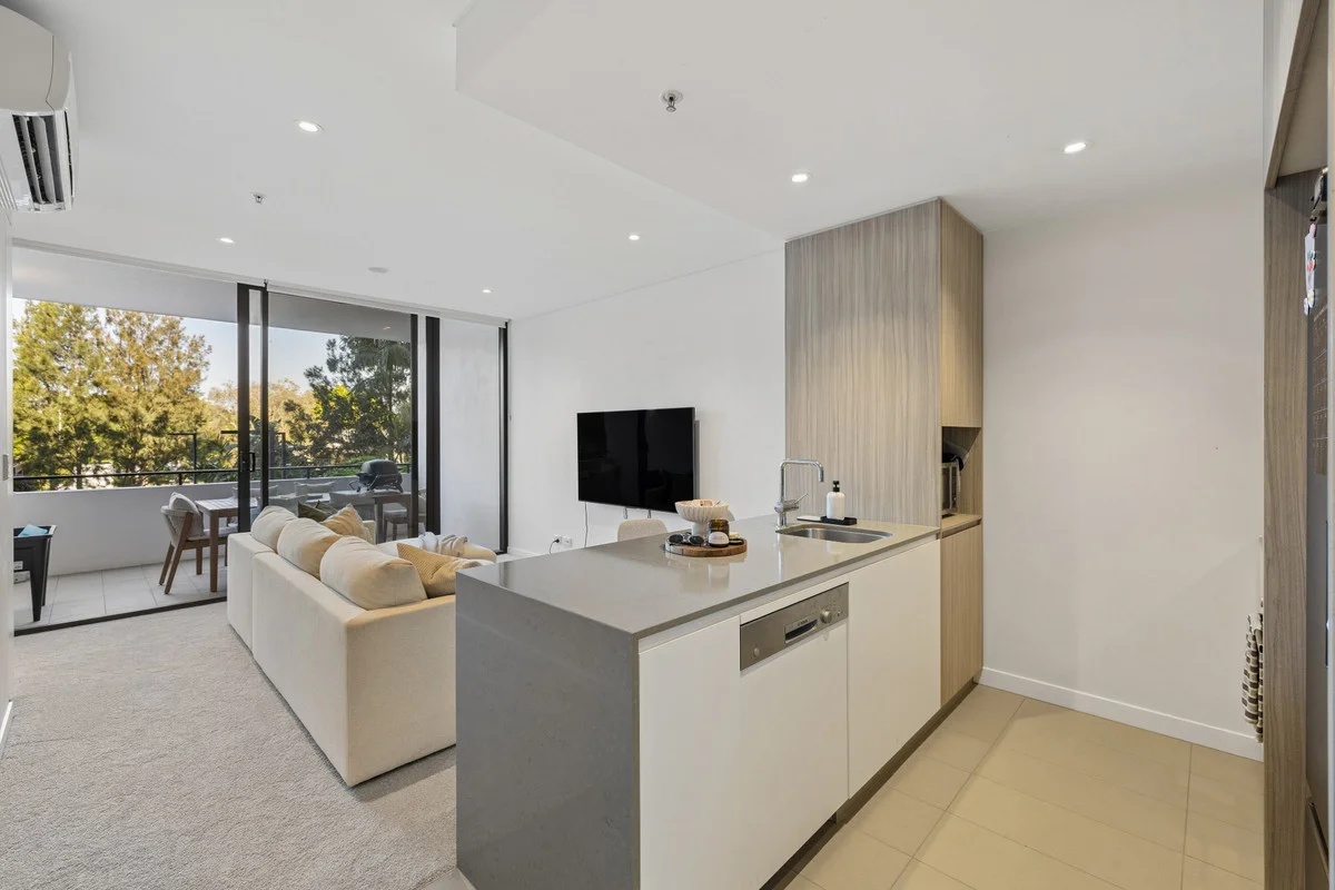 10207/320 MacArthur Avenue, Hamilton, Qld 4007