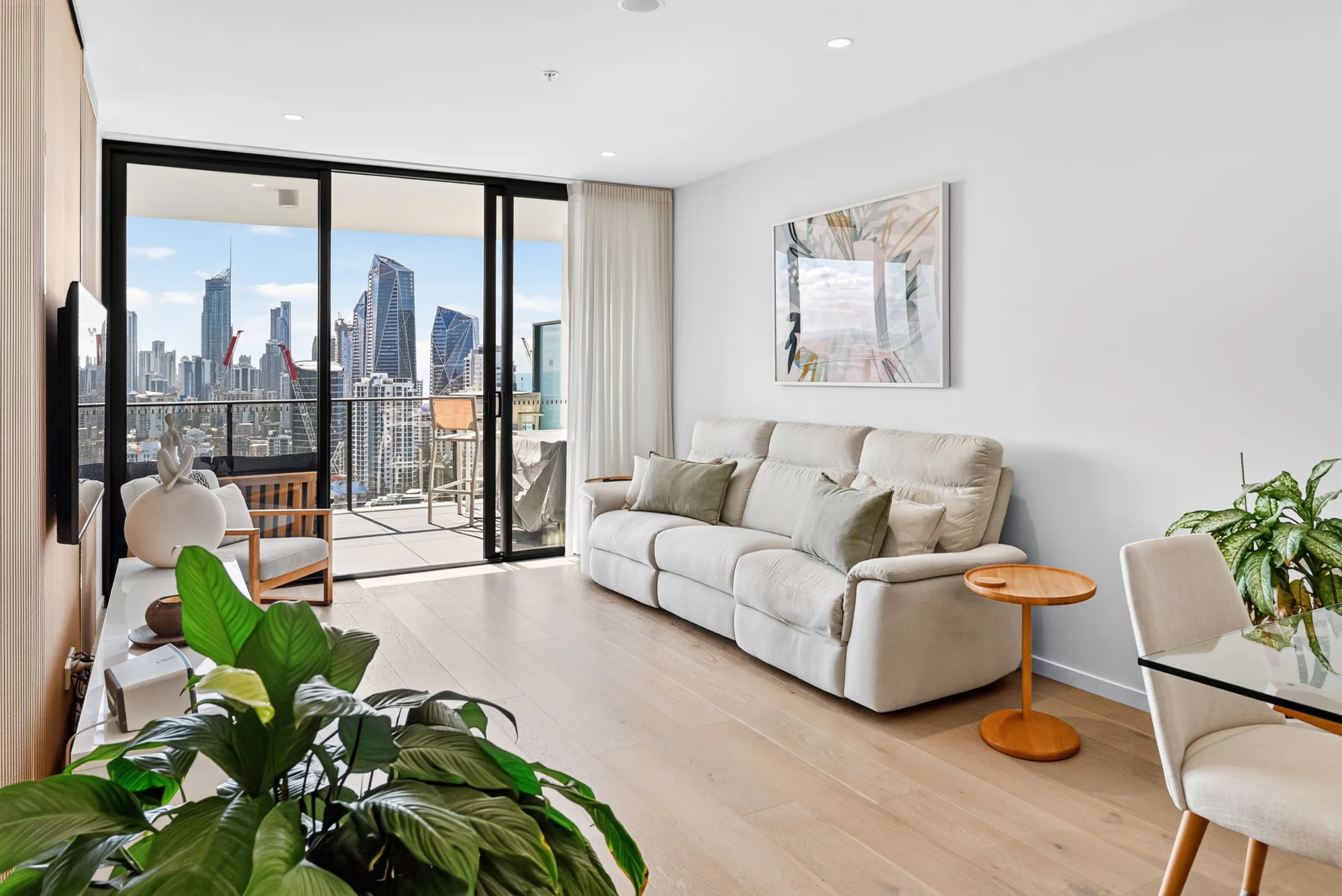 108/18 Chelsea Avenue, Broadbeach QLD 4218