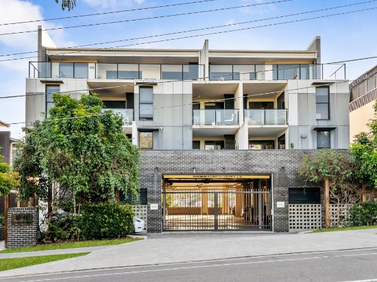 12/39-41 Clarence Road, Indooroopilly, Qld 4068