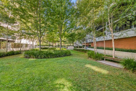 12/97 Eastern Valley Way, Belconnen, ACT 2617