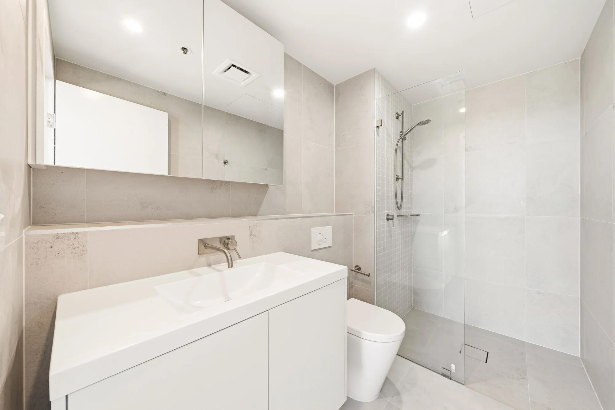 1203/3 Grazier Lane, Belconnen ACT 2617