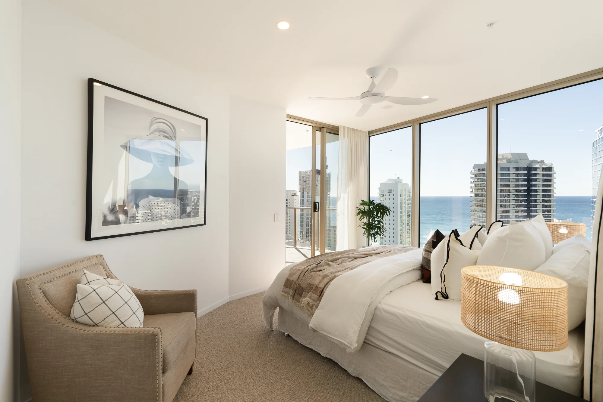 12102/11-23 Cronin Avenue, Main Beach, Qld 4217