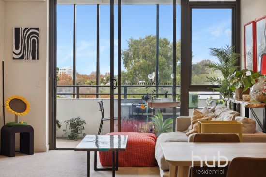 13/1 Freshwater Parade, Claremont, WA 6010