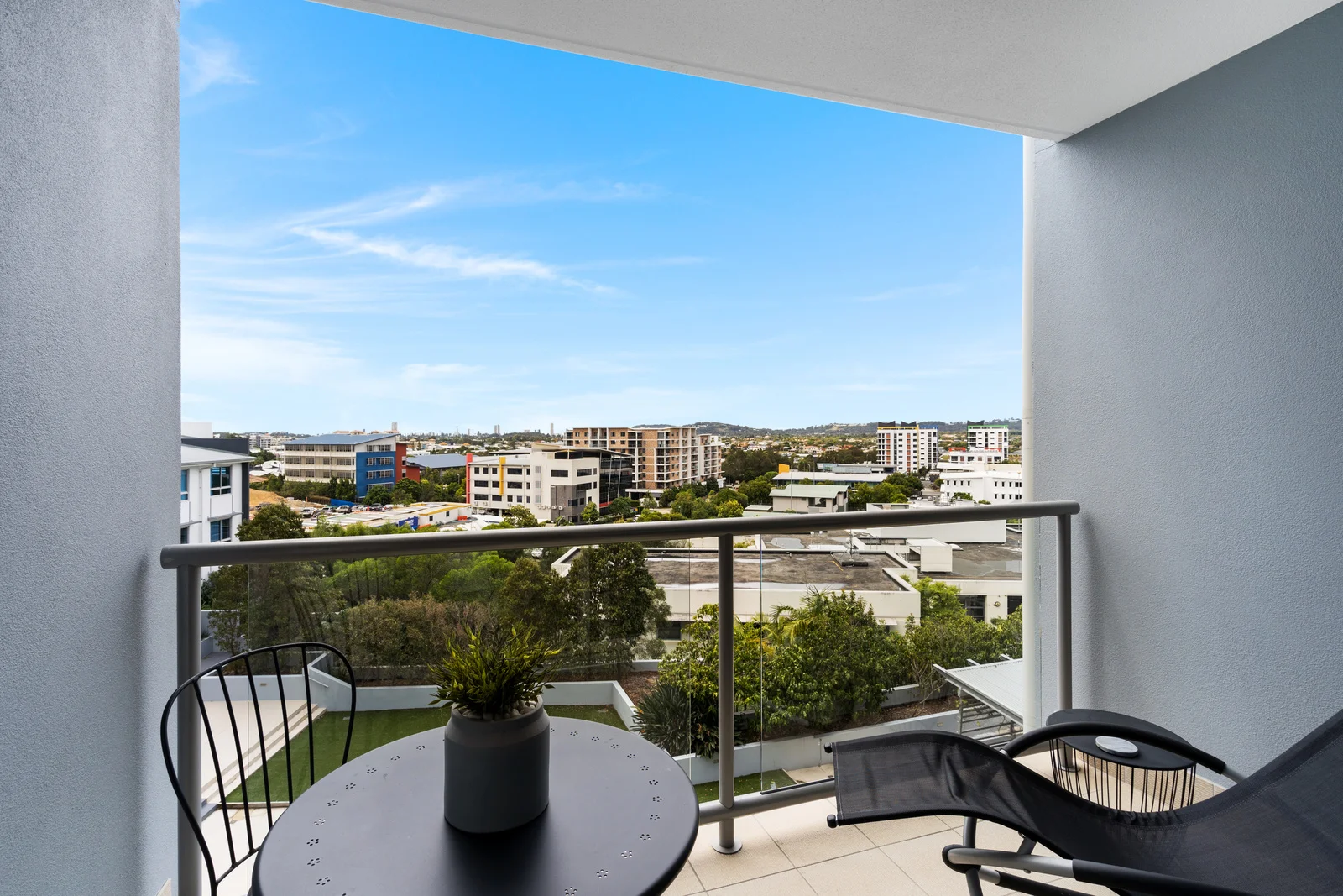 1302/3 Main Street, Varsity Lakes, Qld 4227