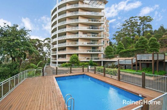 131/80 John Whiteway Drive, Gosford, NSW 2250
