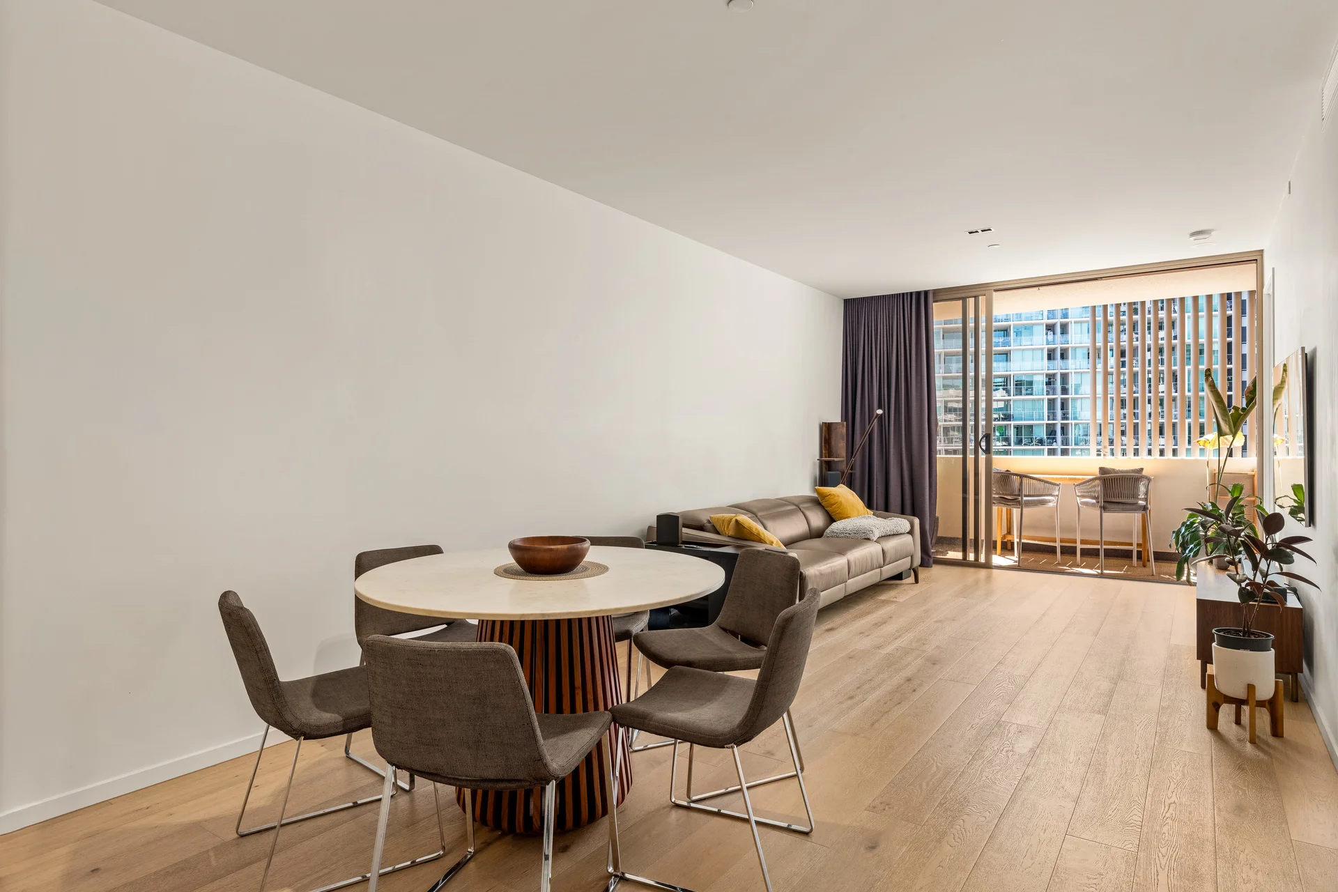 1312/18 Longland Street, Newstead, Qld 4006