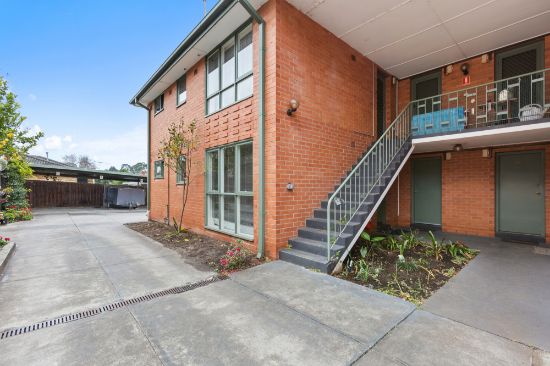 15/8 Wahroongaa Crescent, Murrumbeena, Vic 3163