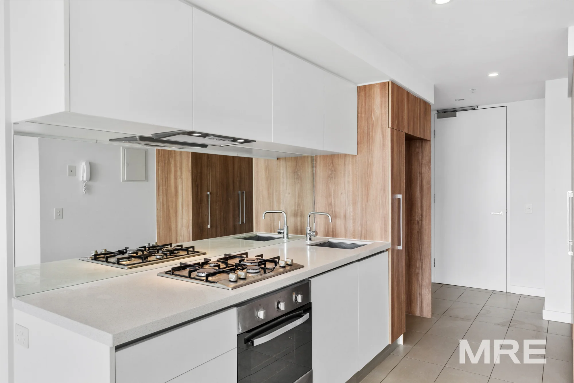 1608/35 Malcolm Street, South Yarra, Vic 3141