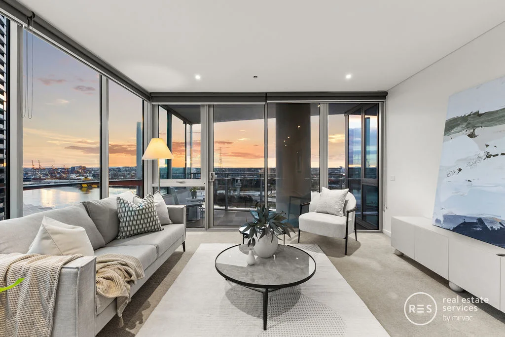1701/81 South Wharf Drive, Docklands, Vic 3008
